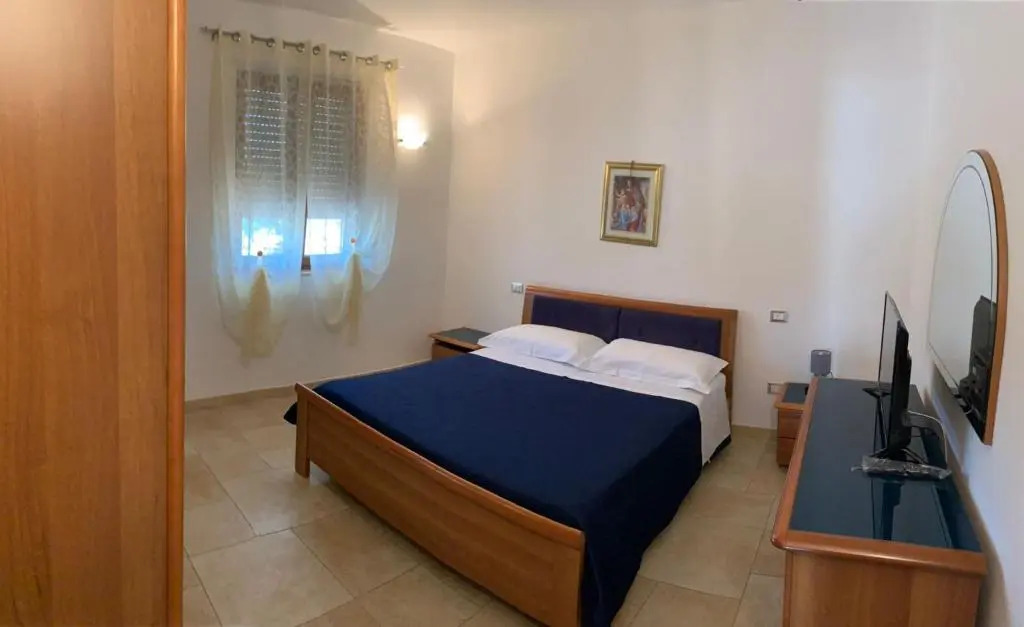 VILLA LAURA