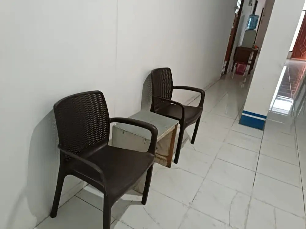 Hotel O Azeela Kost Syariah