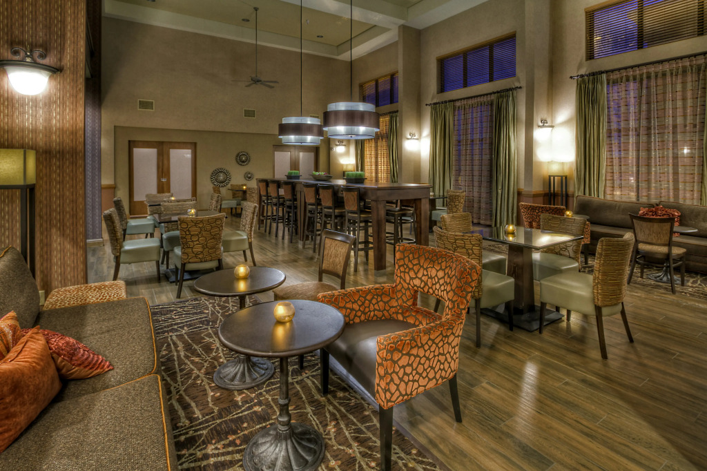Hampton Inn & Suites Kalamazoo-Oshtemo