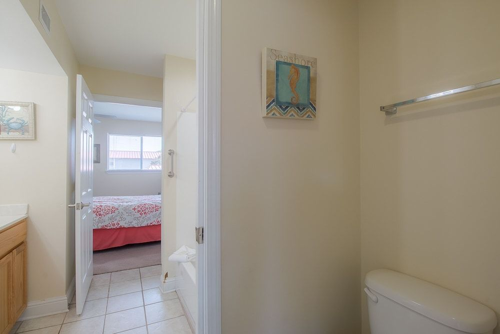 Oak Shores-Oak Shores 103
