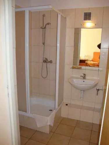 Apartamenty & Restauracja Janus