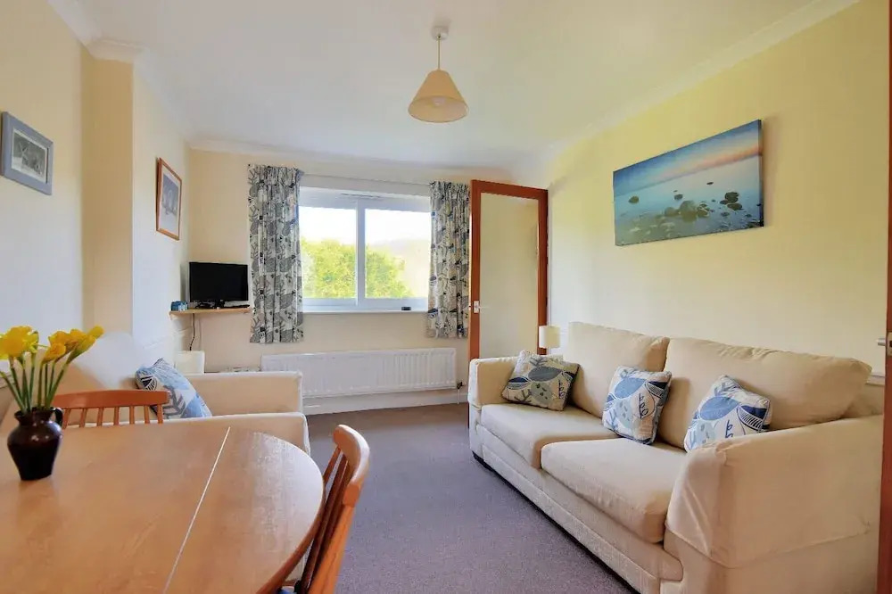 Bridge House Apartment