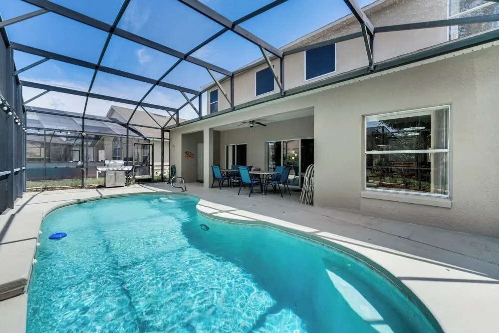 10 Mi to Parks: Spacious Kissimmee Home w/ Lanai!