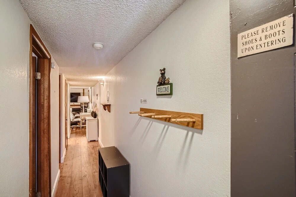 A-msc131 1 Bedroom Condo by RedAwning