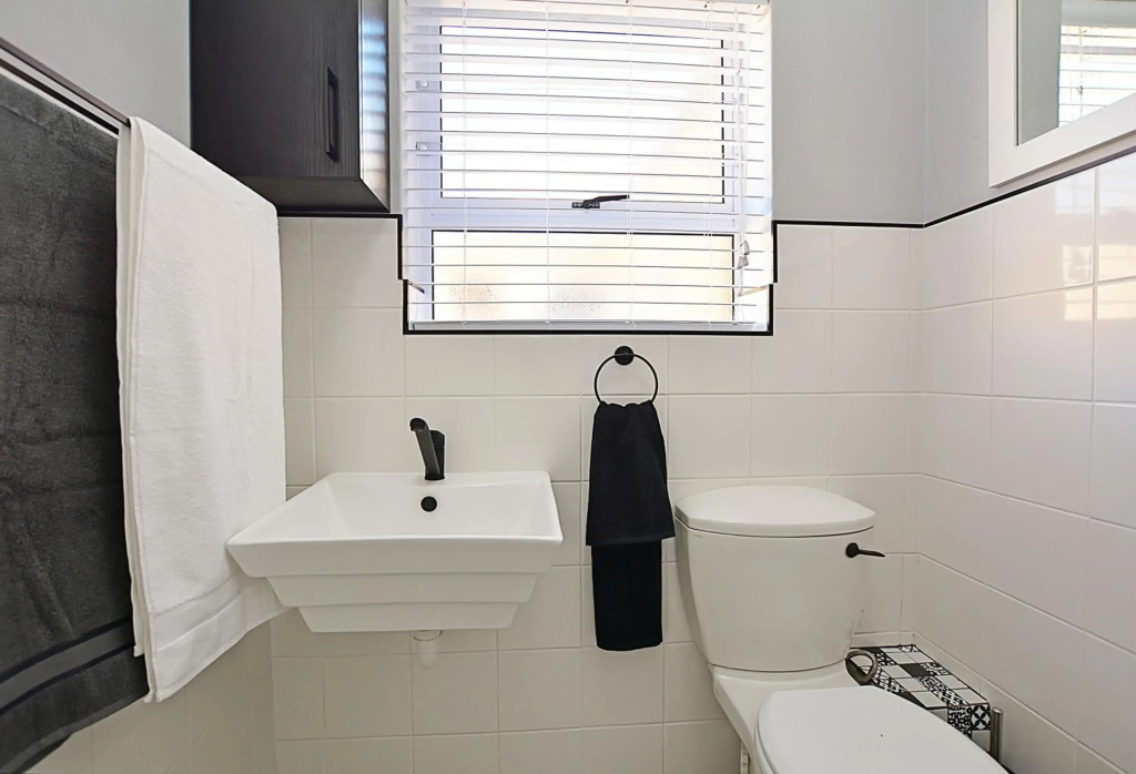 Modern Studio Apartment in Blouberg