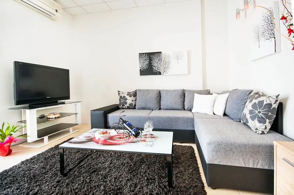 Apartments Pina and Lavender