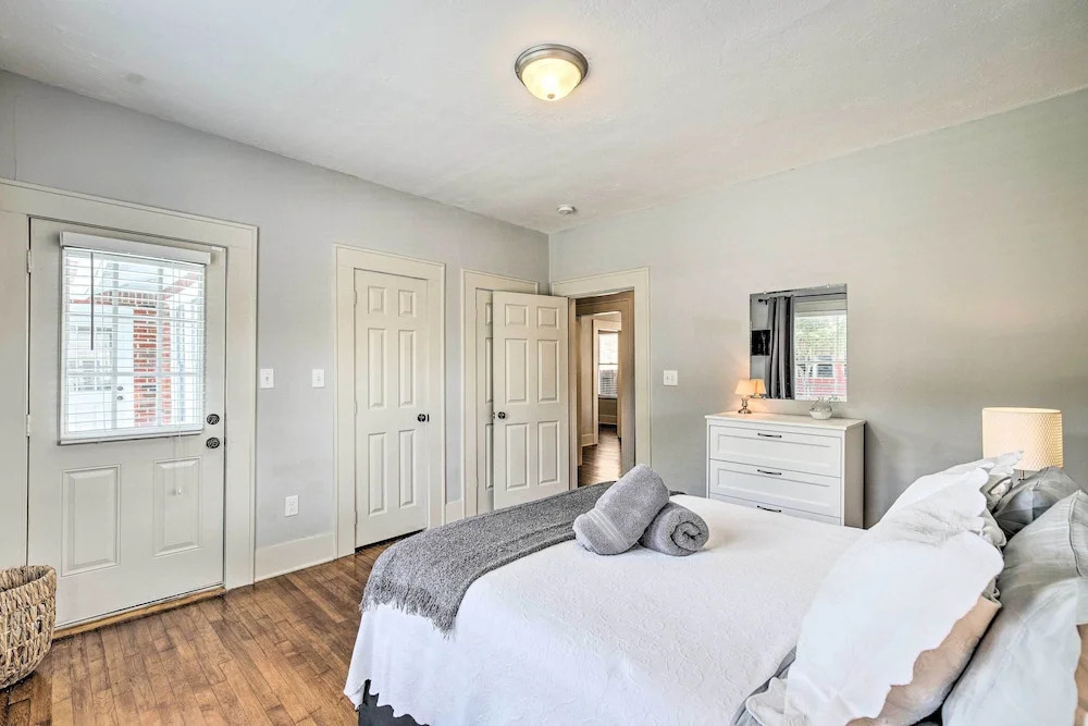 Elegant Houston Retreat < 2 Mi To Downtown!