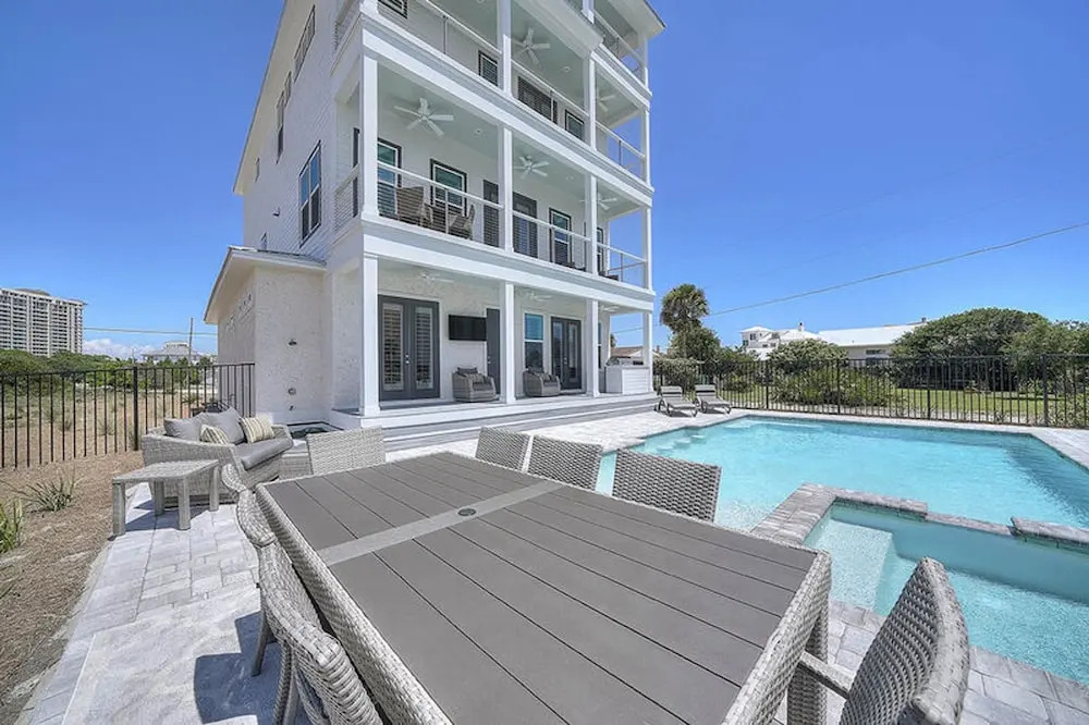 Live It Well by Five Star Properties