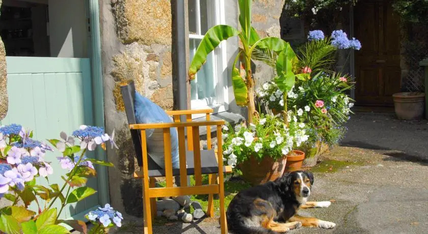 4 Bed in Newlyn oc-abcorc