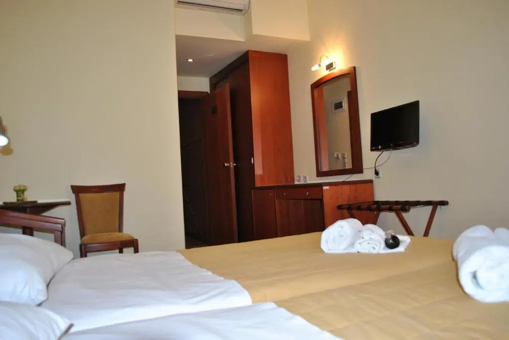 Hotel Ena