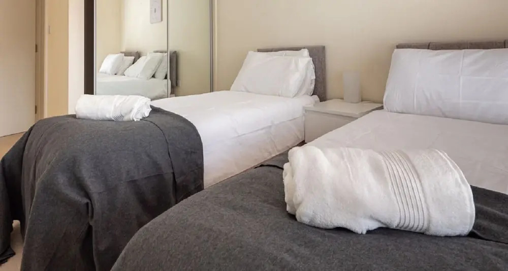 Open plan 2 Bedroom Apartment