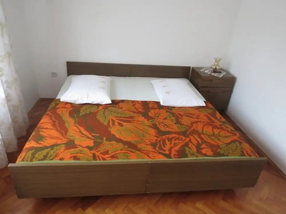 Large Apartment With Terrace Near the Beach