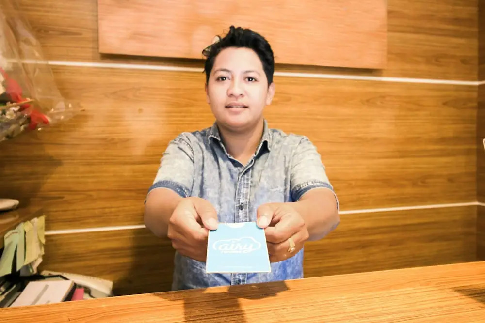 Airy Honipopu Tugu Trikora AM Sangaji Ambon