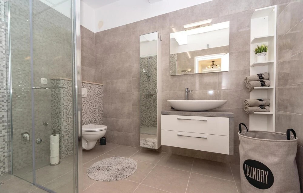Nice Apartment in Orebic With Outdoor Swimming Pool, Wifi and Outdoor Swimming Pool