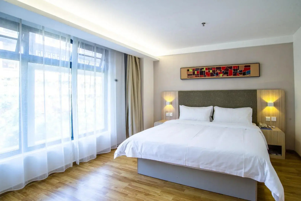 Hanting Hotel Shenzhen Huaqiang North Zhenxing Road
