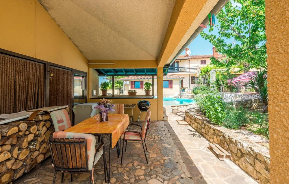 Stunning Apartment in Porec With 1 Bedrooms and Outdoor Swimming Pool