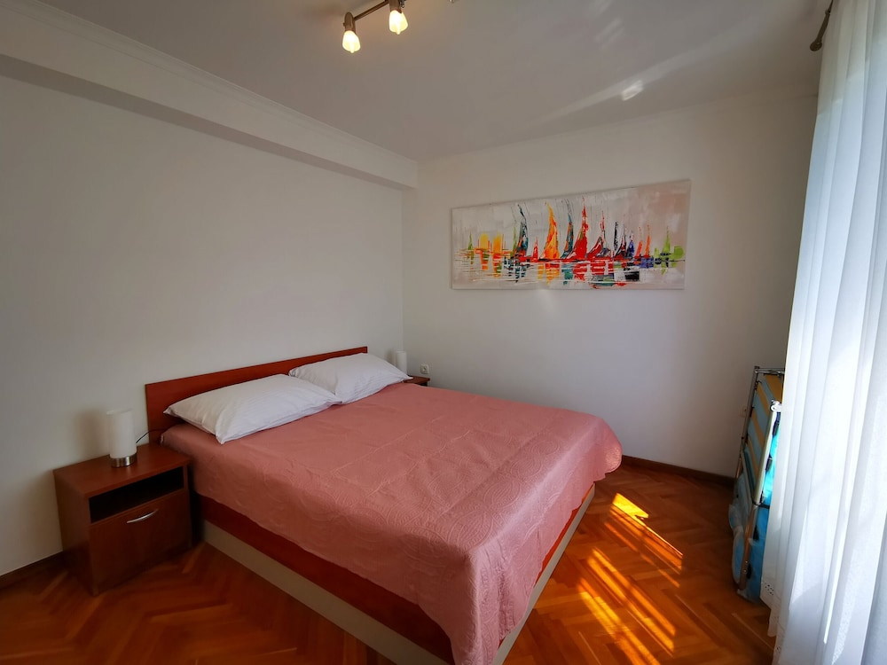 Apartment Lidija