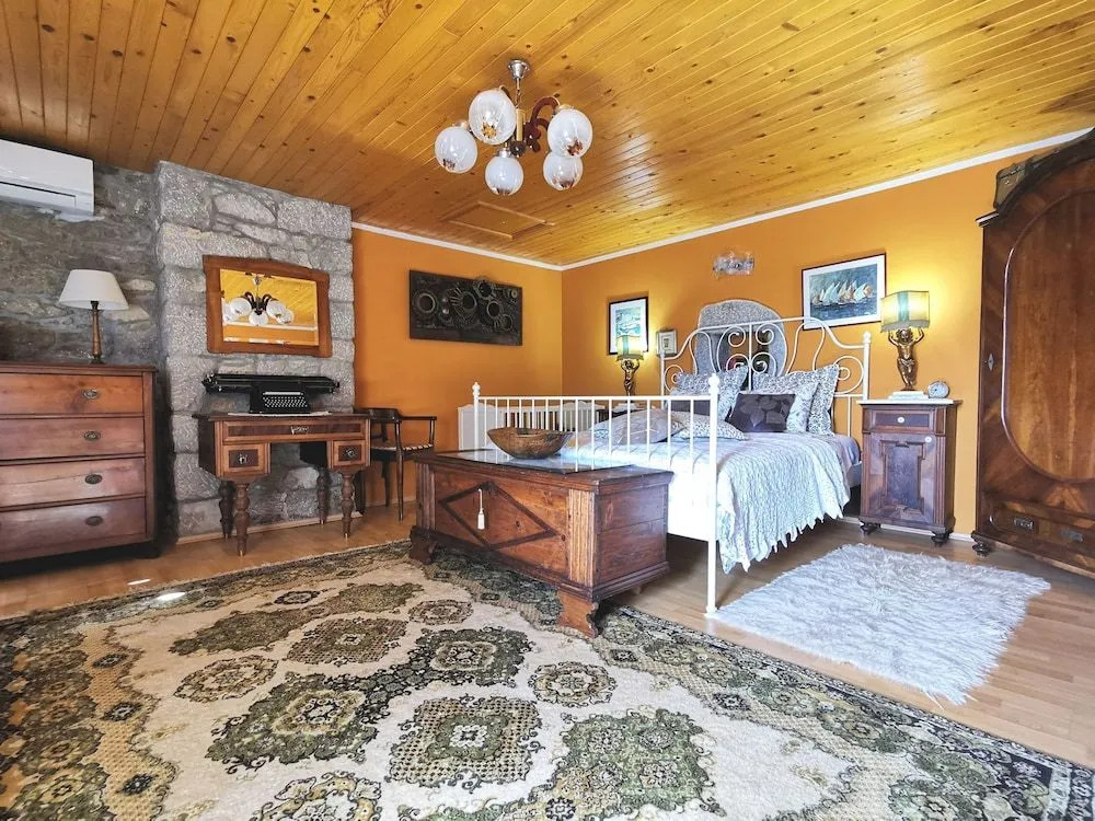 Holiday Home Mavrici - Two Bedroom Holiday Home with Pool
