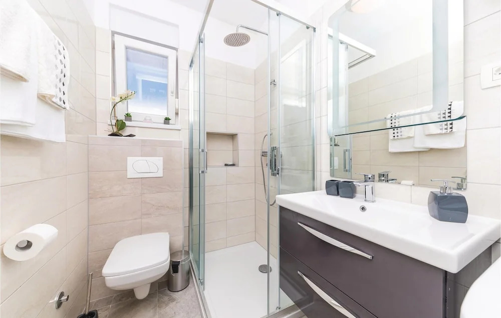 Stunning Apartment in Trogir With 2 Bedrooms and Wifi
