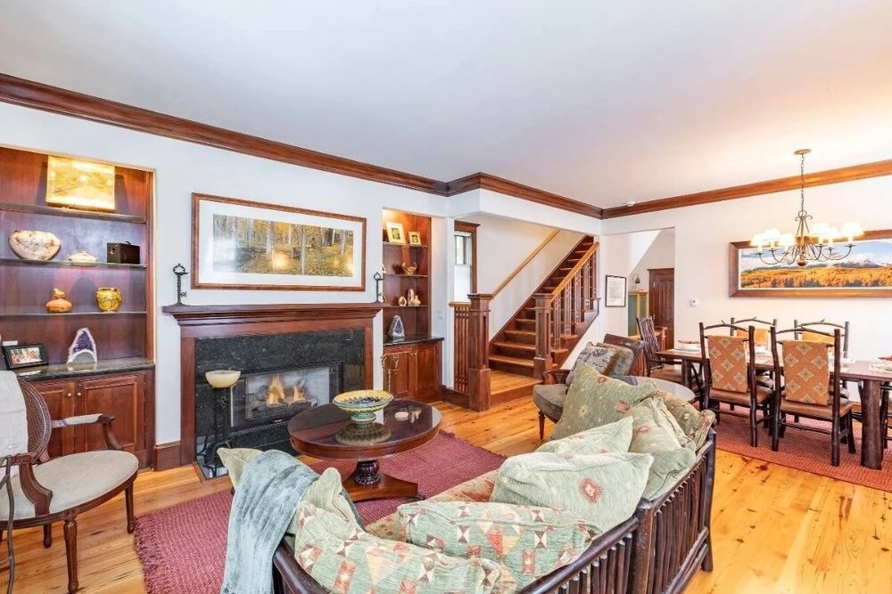 Manley  (381887) 4 Bedroom Home by RedAwning