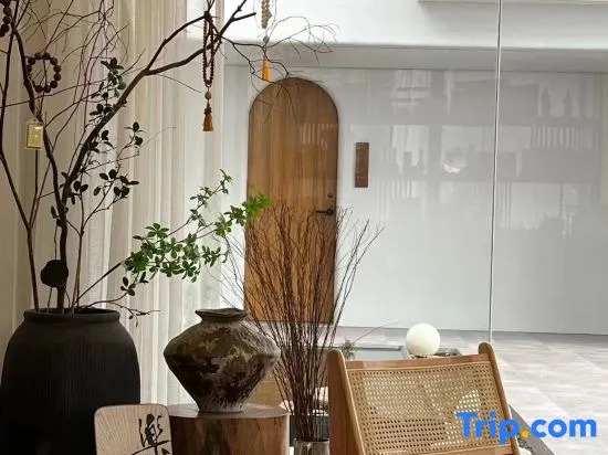 Xiao Zhang's Cultural and Artistic Homestay