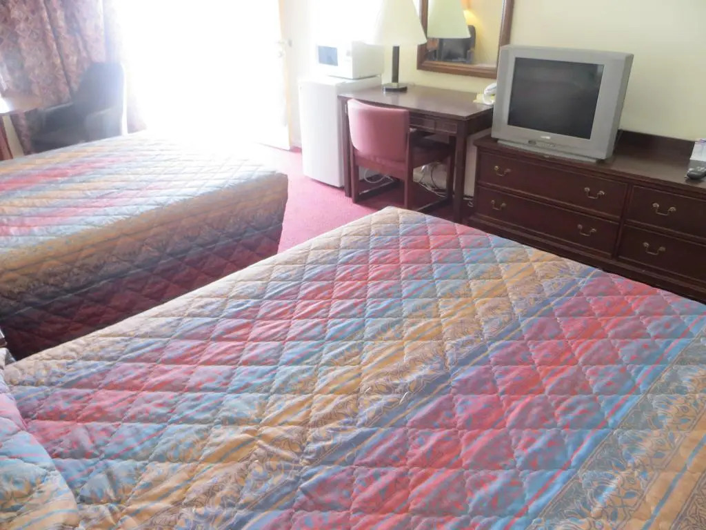 Travelers Lodge