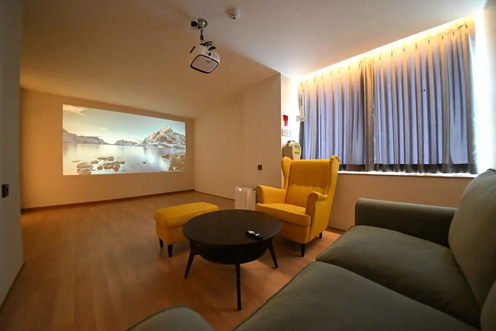 JungGam Hotel
