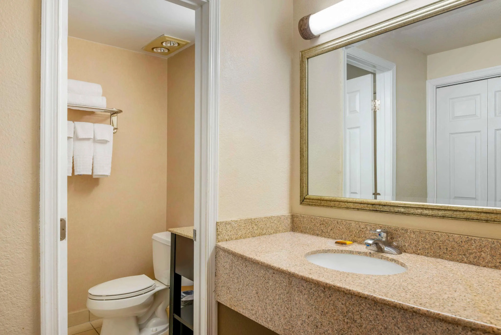Best Western PLUS Governors Inn Richmond