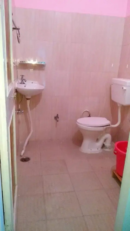 Goroomgo Anjali Homestay