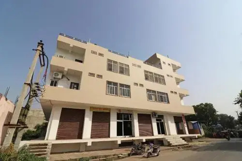Shree Ram Palace By OYO Rooms