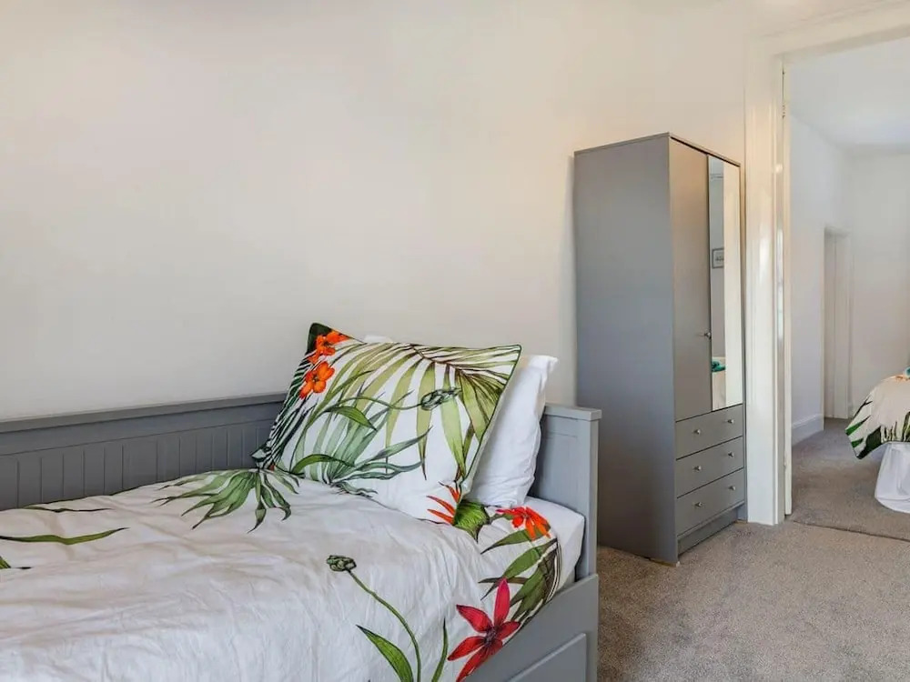 Lovely Villa 2 King 2 Singles 1double Sofa bed
