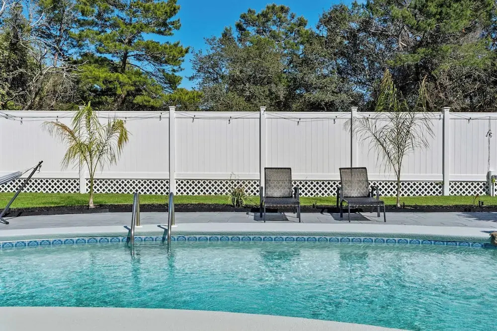 PCB Group-friendly Duplex w/ Pool, Backyard Lounge & 2 Kitchens