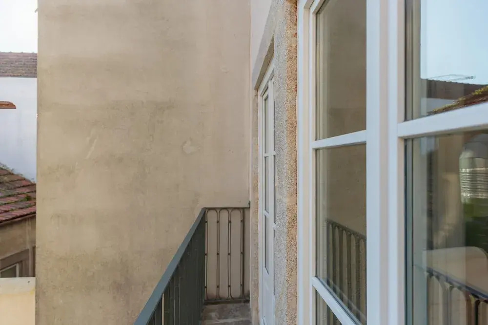 Apartment in Porto with balcony