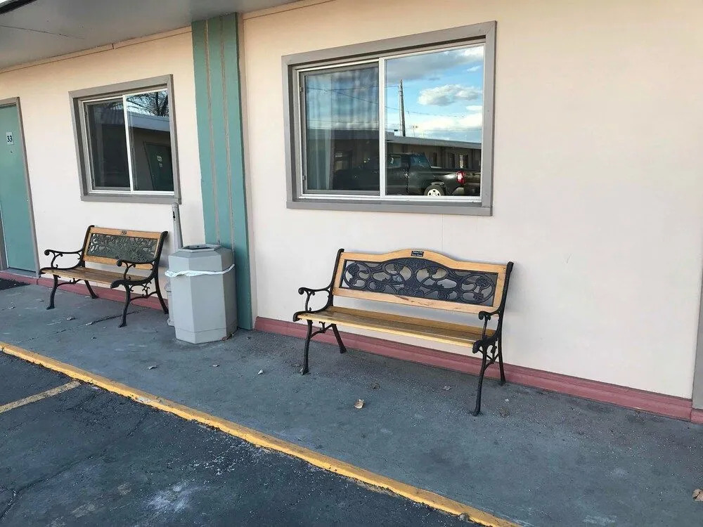 Paintbrush Motel