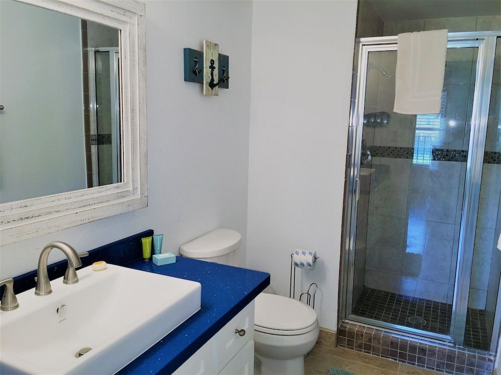 Beachview Condo Unit #214 2 Bedrooms 2 Bathrooms Condo