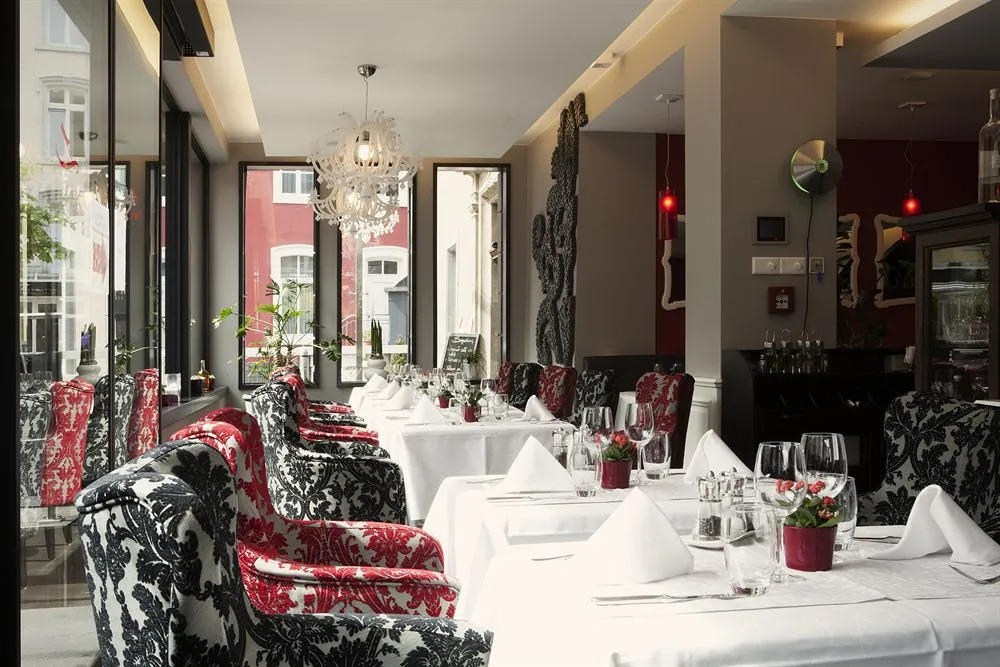 Hotel International