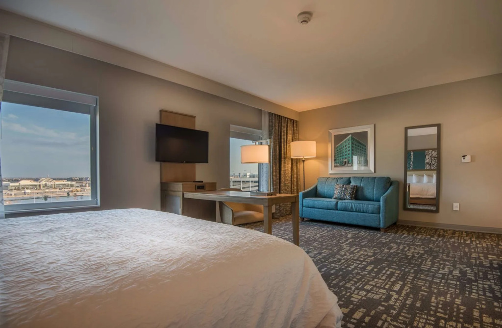 Hampton Inn & Suites Dallas-The Colony