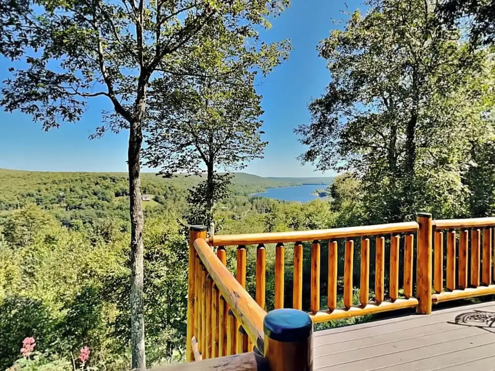 Magnificent Mountain Lodge by Taylor Made Deep Creek