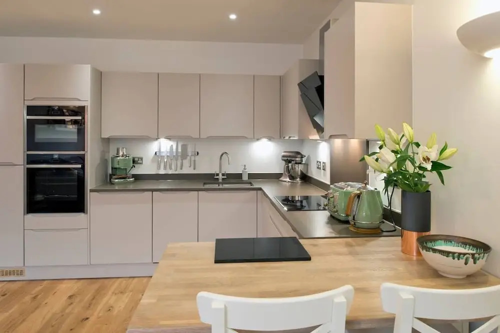 2 Bedroom City Centre Apartment