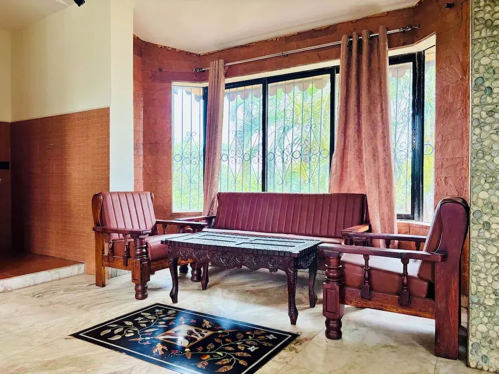 Bailey's Castle Villa
