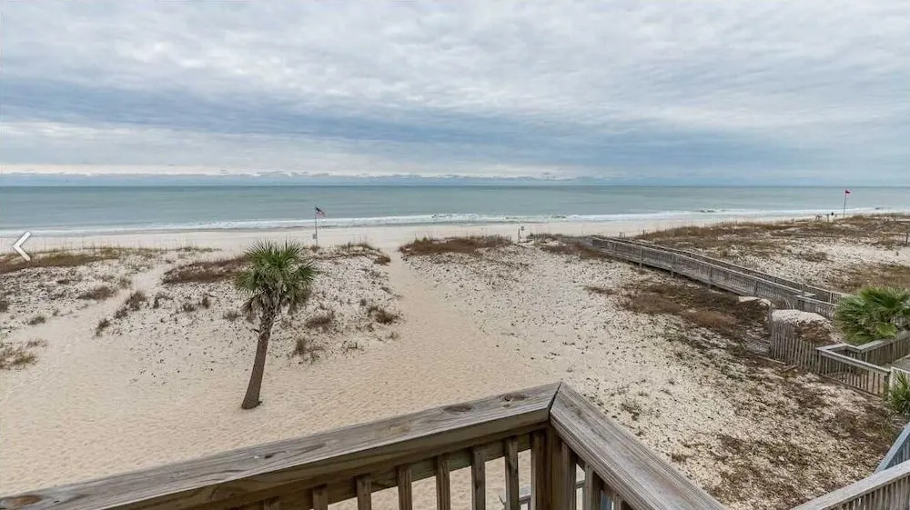 Ocean Reef 701 3 Bedroom Townhouse by RedAwning