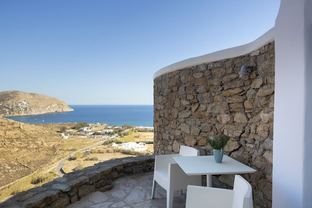 Villa Aerie - Sweeping Sea Views, Eclectic Style by Villarentalsgr
