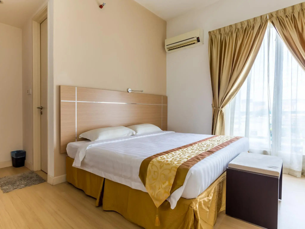 One-Stop Residence & Hotel