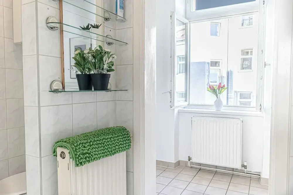 Cozy 2BR Apt Next to Vienna Vibrant Center