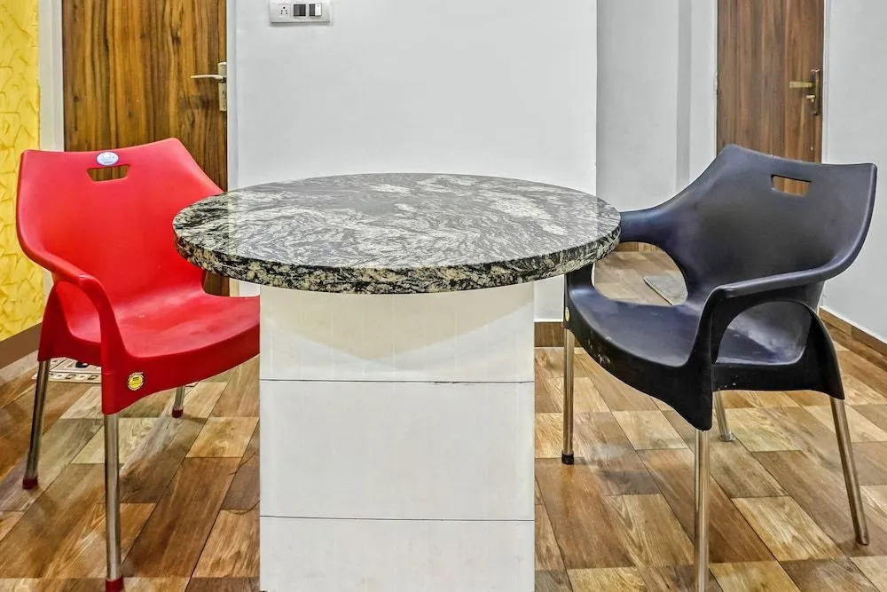 FabHotel Ceerock