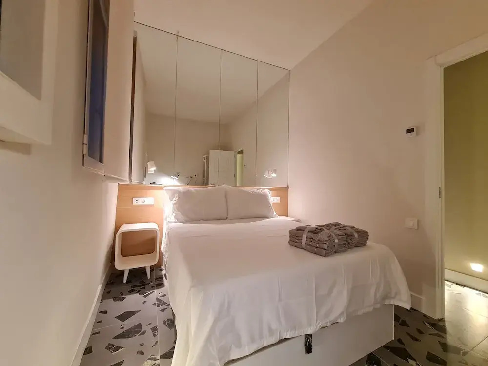 City Center Madrid Apartment With 2 Bedrooms