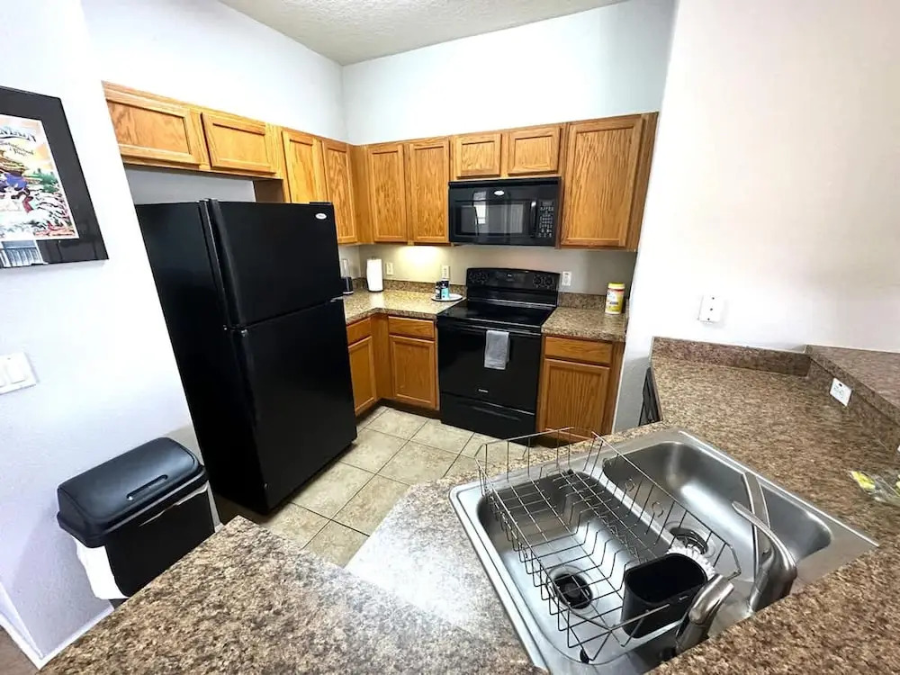 Very Near Disney 3 Bd Condo Walmart 1 min Away