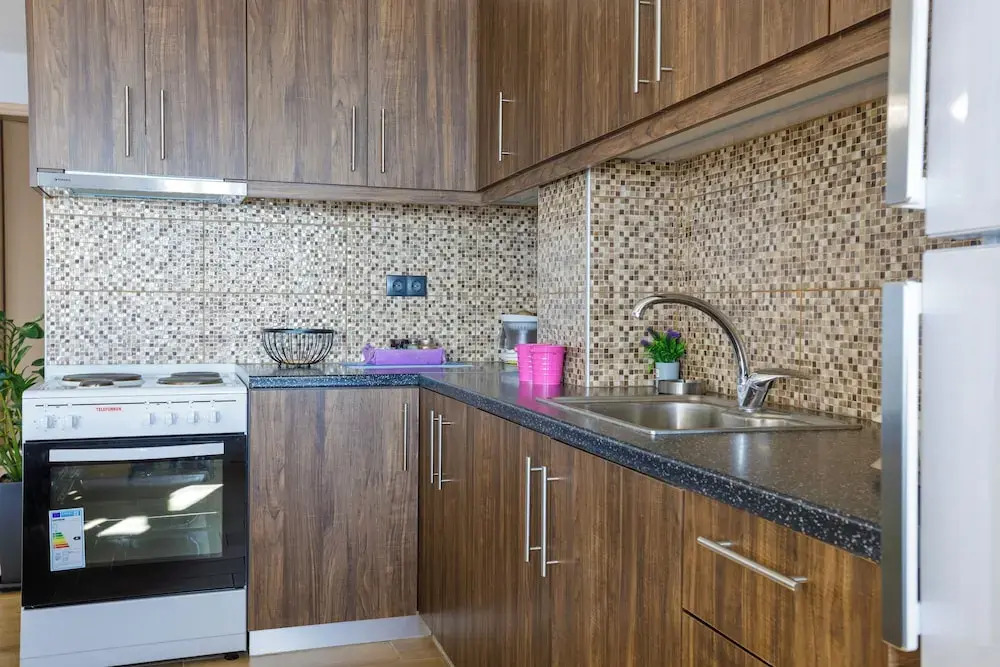 Maritinas Stone House & Apartment On The Beach