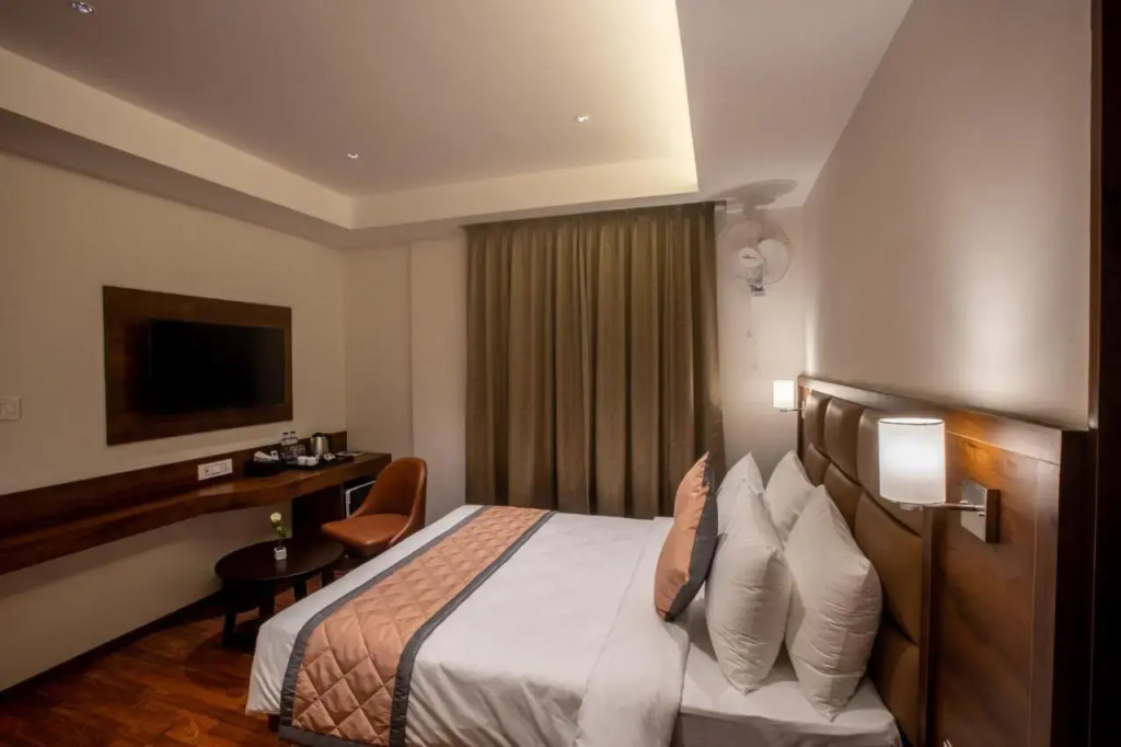 Golden Fortune Inn Hotel