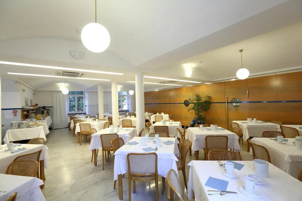 Hotel Genova